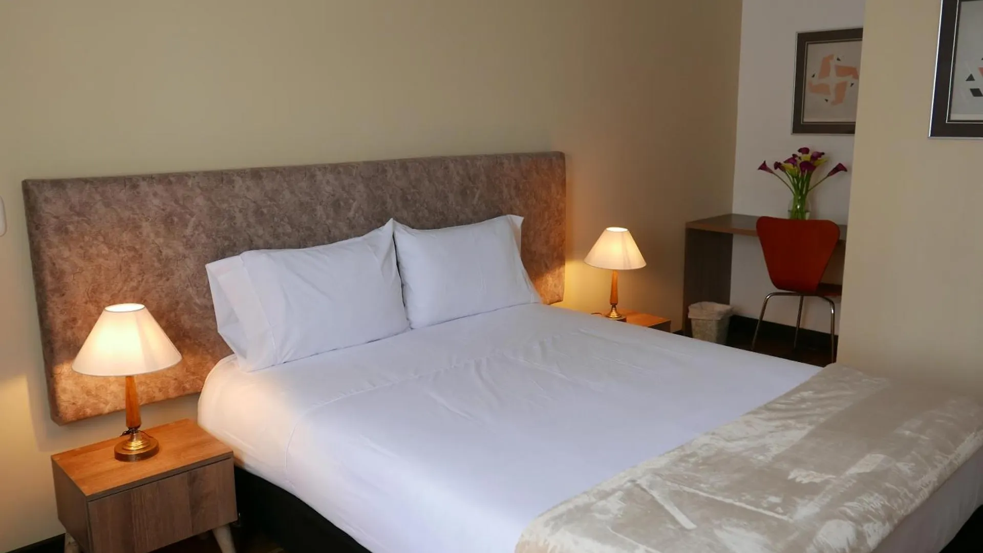 Floralia Casa Boutique Bed & Breakfast Bogota 0*,  Colombia